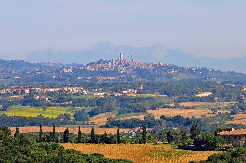 Antico Borgo Poggiarello Hostal Monteriggioni Habitación foto