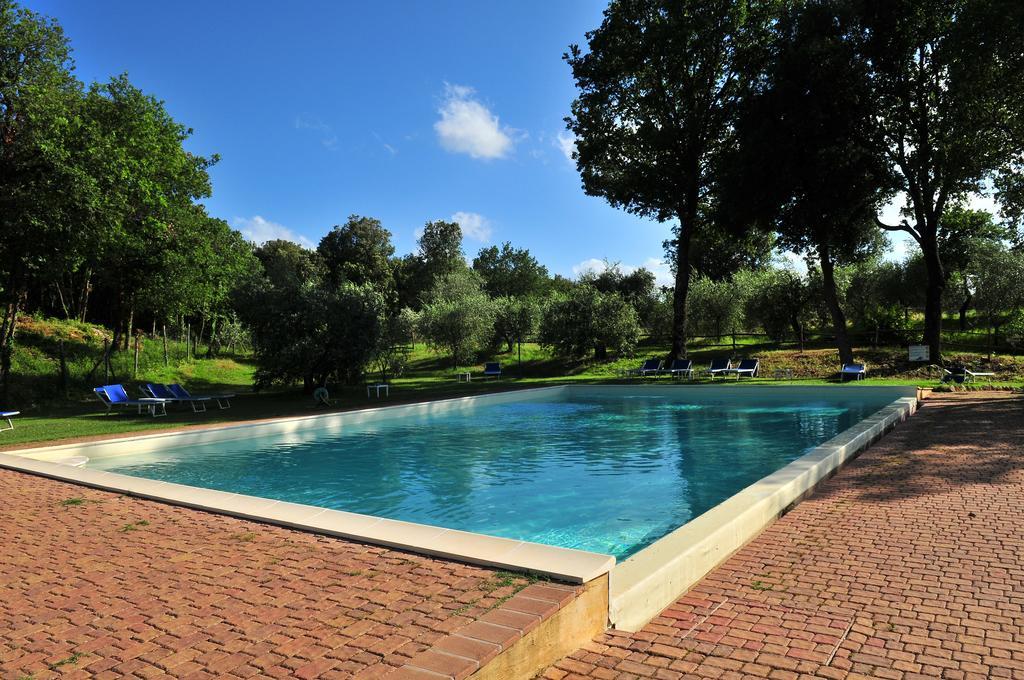 Antico Borgo Poggiarello Hostal Monteriggioni Habitación foto